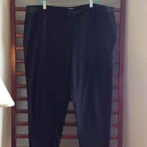 Apt 9 Ankle length pants